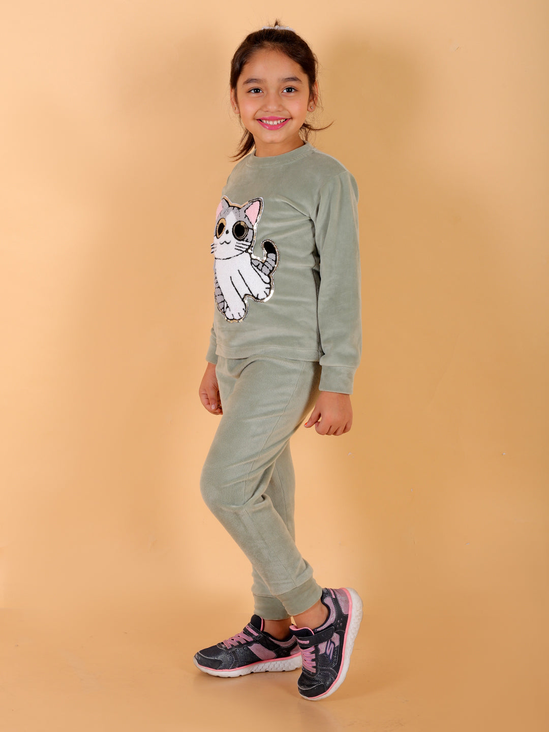 Stuffie Land stylish graphic Top and jogger set