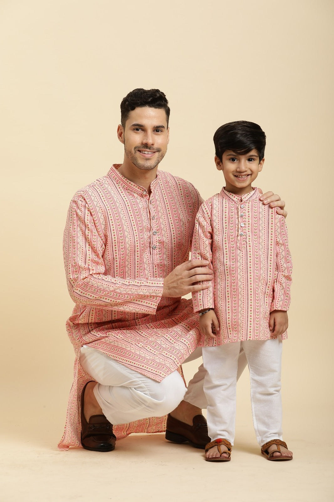 Father-Son Blush Pink Waves Kurta Pajama Combo Set – Matching Ethnic Wear for Weddings