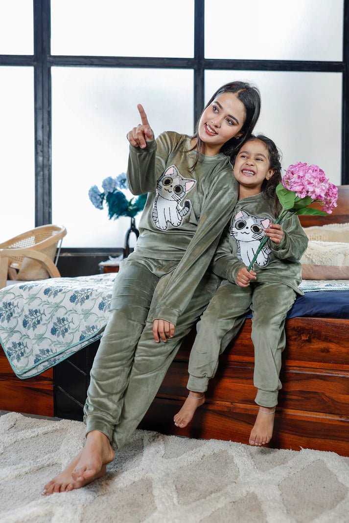 🌸Girl Winter Night Suit