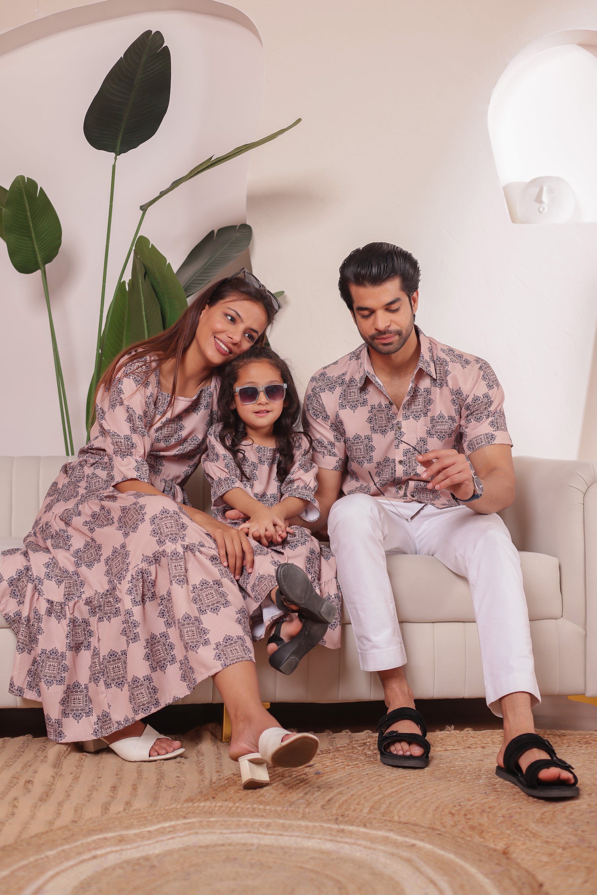 Buy Modern Mehfil Family Combo Dress Online Matching Casual Outfits Stuffieland Buy Modern Mehfil Family Combo Dress Online Matching Casual Outfits Stuffieland