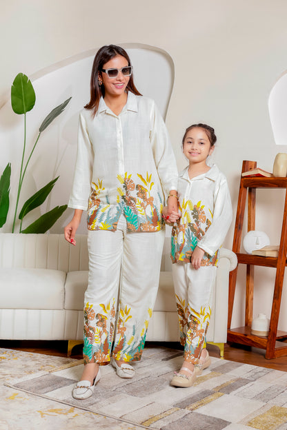🎪 Family Safari Vibes"| Couple  Matching Outfits (Copy)