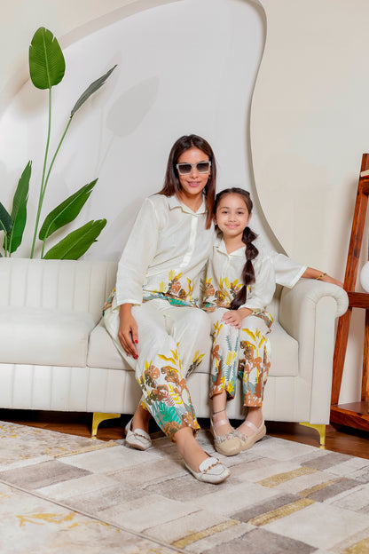 🎪 Family Safari Vibes"| Couple  Matching Outfits (Copy)