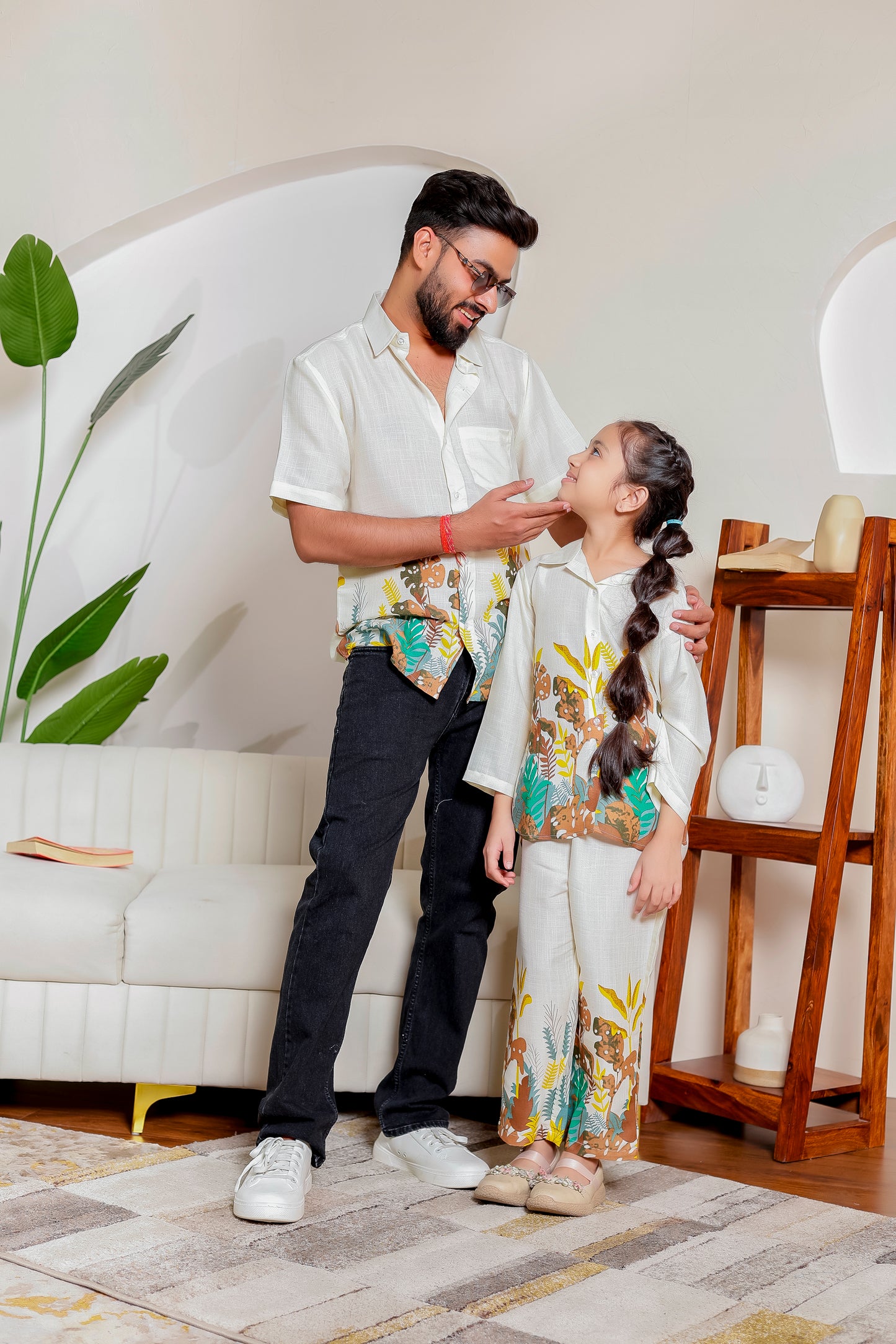 🎪 Family Safari Vibes"| Couple  Matching Outfits (Copy)