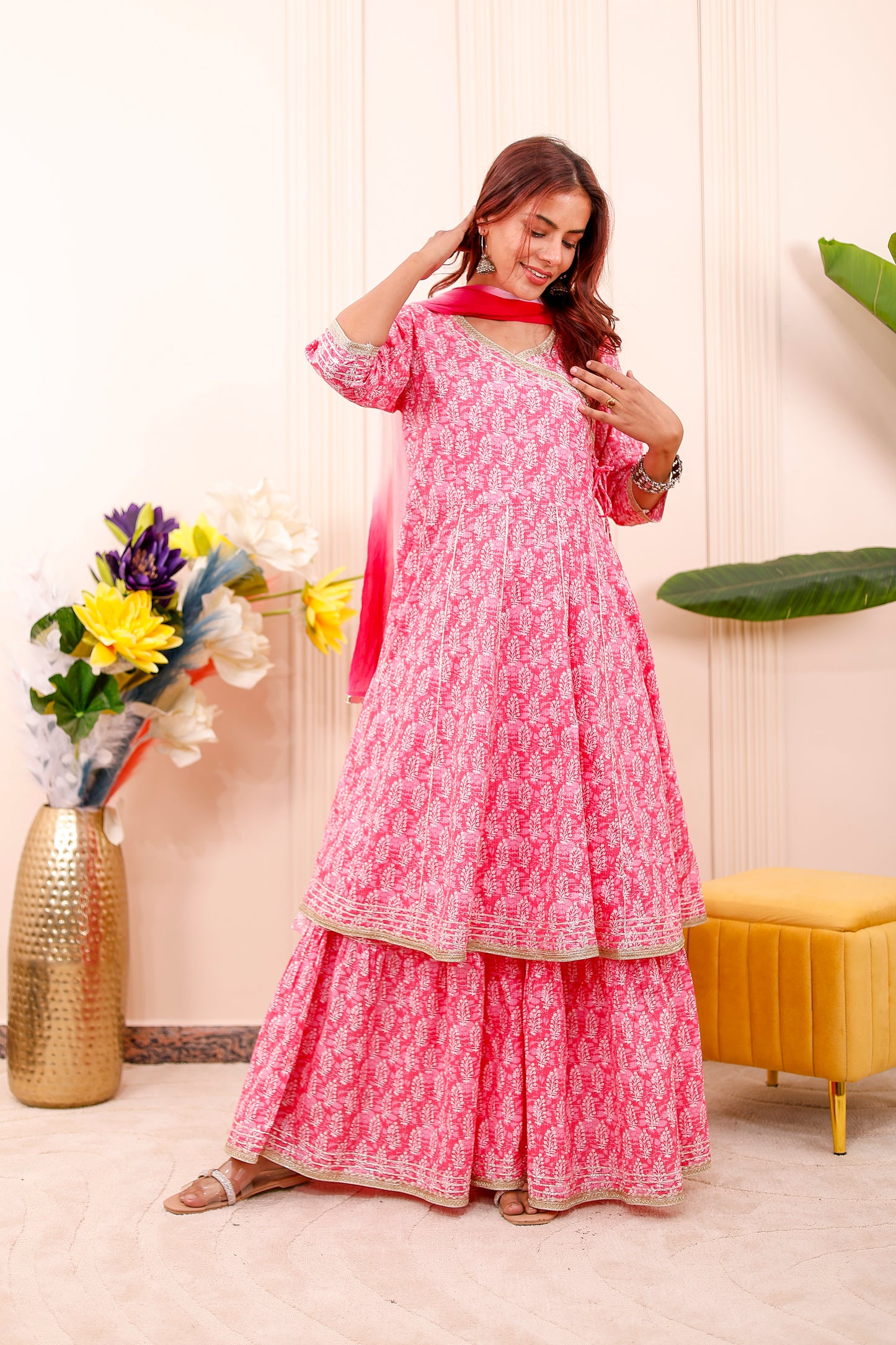 “Royal Pink Women Dress Outfits 💖✨