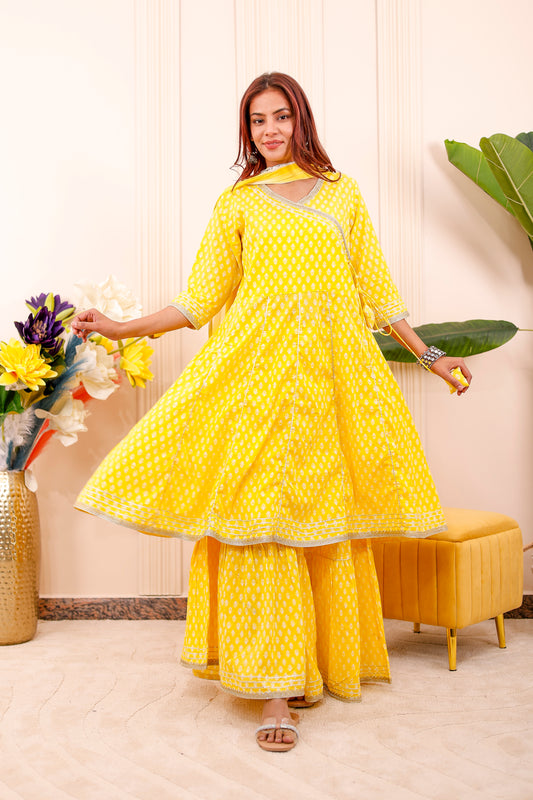“Bright Yellow Festive  Women Dress Outfits  🎉💛