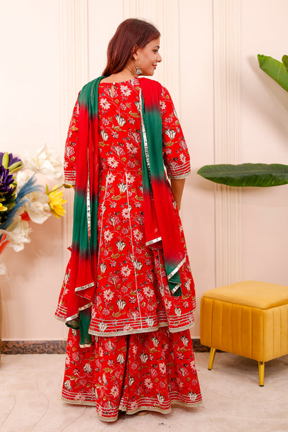 Royal Red Garden  Women dress Outfits 👑🌺