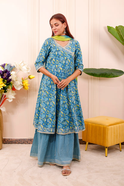 Sapphire Garden  Women dress Outfits💎🌿