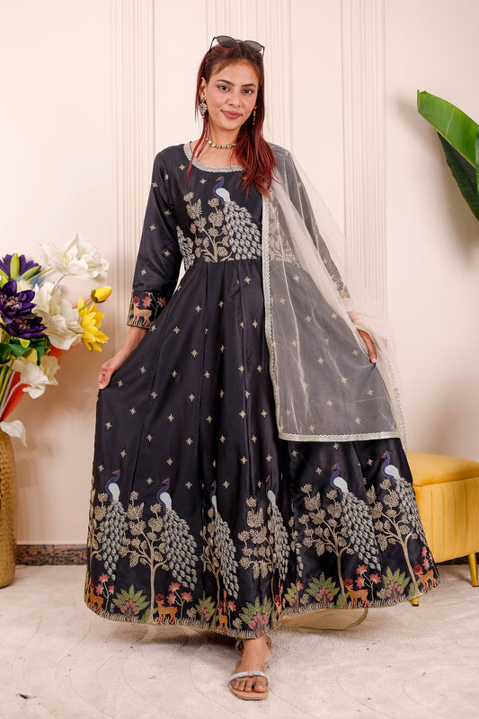 Midnight Black Peacock Embroidered Women dress Outfits 🦚✨👨‍👩‍👧‍👦