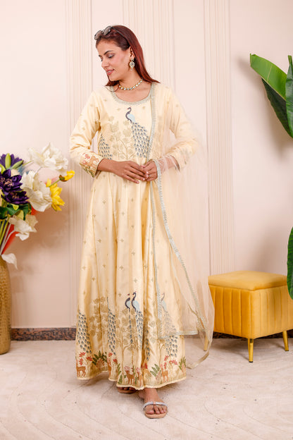 Champagne Yellow Peacock Embroidered Women dress Outfit 🦚✨👨‍👩‍👧‍👦