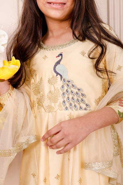 Champagne Yellow Peacock Embroidered Family Matching Outfit 🦚✨👨‍👩‍👧‍👦