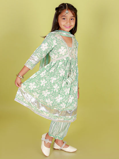 Dhoti Salwar kurta and Duptta set