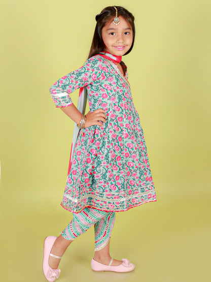 Dhoti Salwar kurta and Duptta set