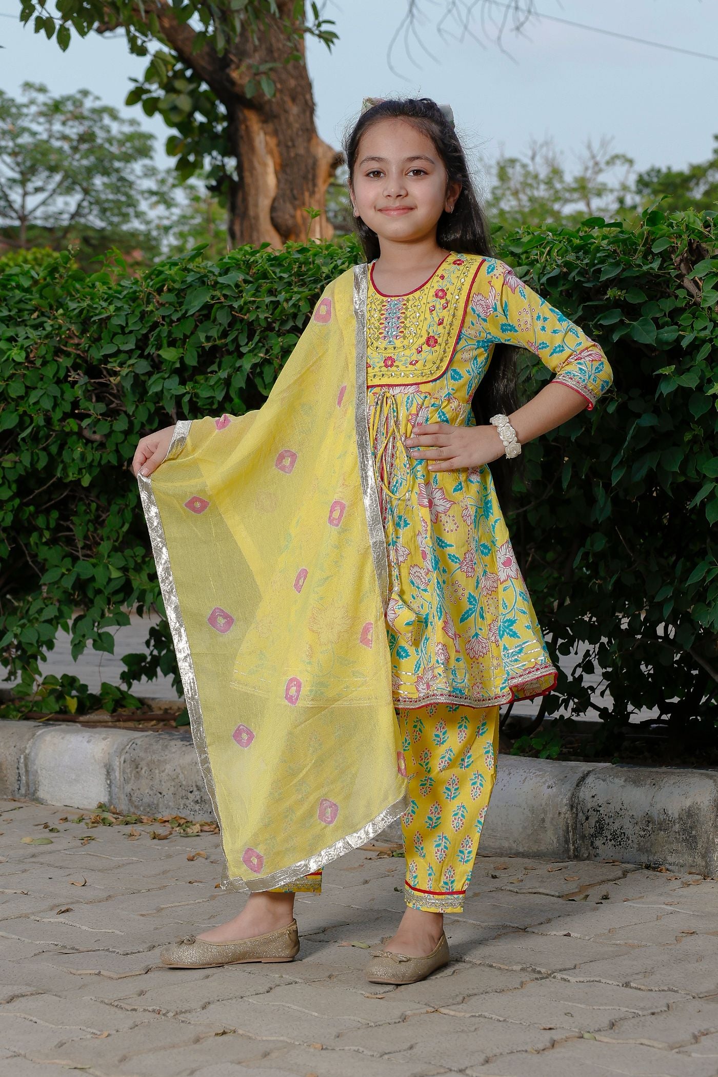 Salwar, kurta and Duptta set