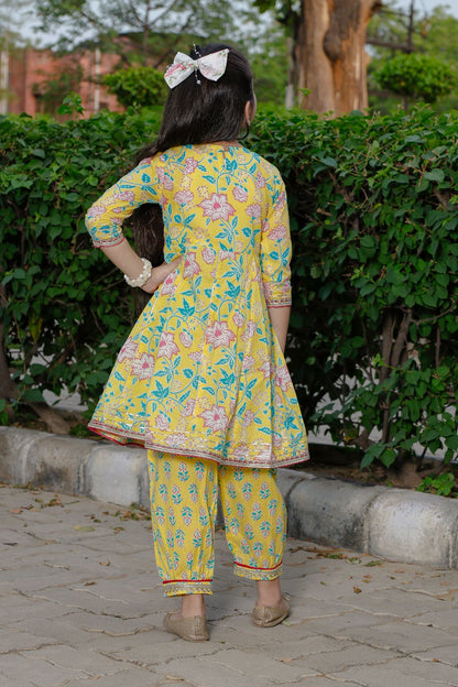 Salwar, kurta and Duptta set